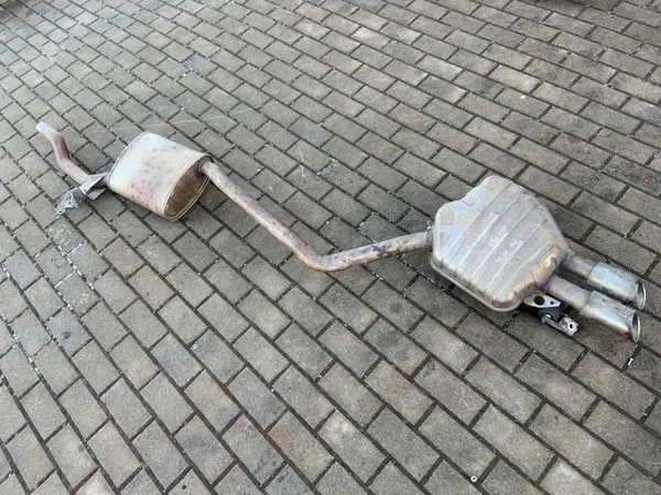 Audi 8K0253825D ljuddämpare för 2.0L diesel 2012 image 2