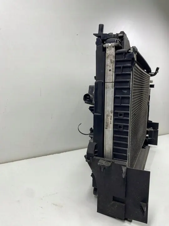 Jaguar F-Pace Radiator Set Used GX738005DC GX738C607AE image 4