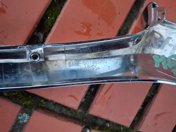 MAZDA 3 III LIFT Höger Krom Grille Trim image 7