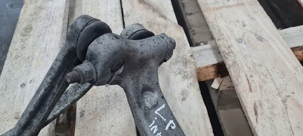 Mozzo sterzo sinistro Audi A4 B9 A5 8W0407253F image 3