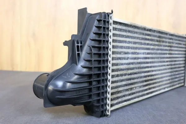 MERCEDES ML W164 LIFT Intercooler 3.0 CDI A1645001900 image 2