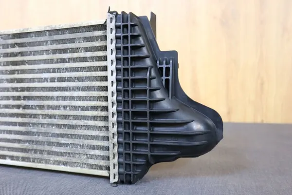 MERCEDES ML W164 LIFT Intercooler 3.0 CDI A1645001900 image 3