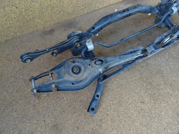 AUDI A3 8V GOLF VII LEON III Set Assi Posteriori 5Q0500041CT image 5