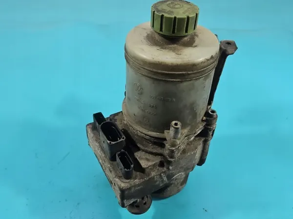 Ohjaustehostimen pumppu Skoda Fabia I 1.9 SDI 6Q0423371A image 2