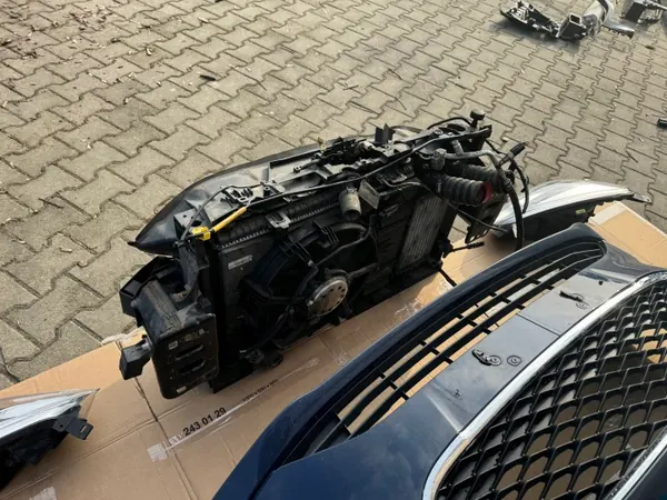 Ford Fiesta MK8 Front OEM KOMPLETNY PRZOD image 3