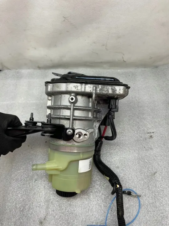 Pompe de direction assistée Renault OE OEM 491108485R image 4