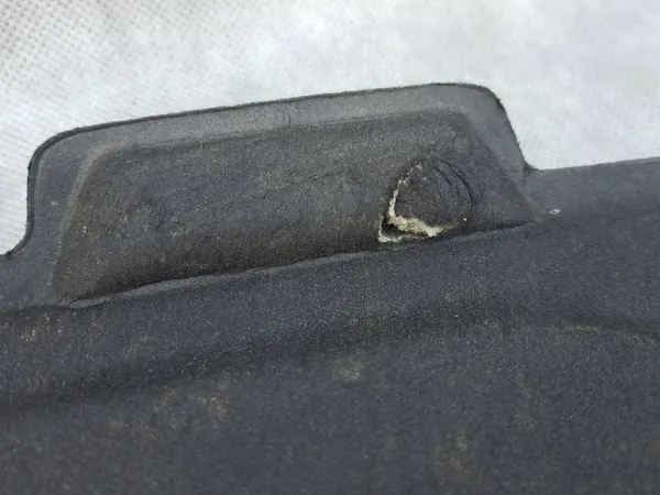 Audi A6 C7 Motorhuv Insulation 4G0863825 image 3