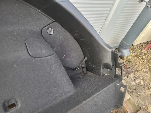 Honda Civic VIII 5D Right Trunk Trim image 2