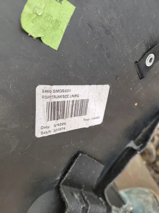 Honda Civic VIII 5D Right Trunk Trim image 5