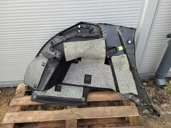 Honda Civic VIII 5D Right Trunk Trim image 6