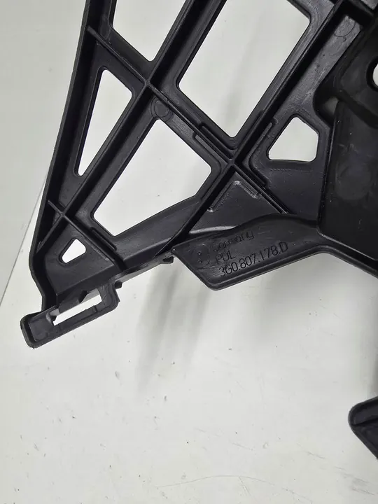 VW PASSAT B8 Supporto Paraurti Anteriore Destro 3G0807178D image 3