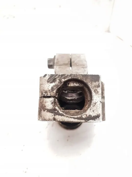 Volvo XC90 2003 Universal Joint Drive Shaft / Cross image 3