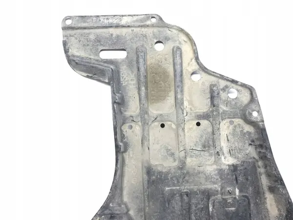 Motorplåt Toyota RAV4 III image 9