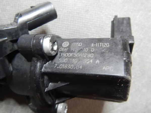 Kit Válvula de Corte Audi A6 S6 OEM 079145751G image 3