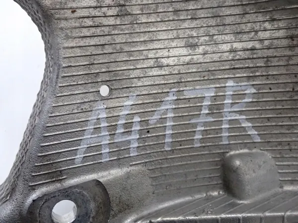 Rechter aanhangwagenbeugel bevestiging OEM 8W0399296E Audi image 9