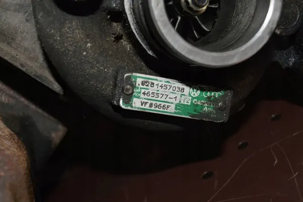 Turbokompressor AUDI B4 1.9TDI 028145703B med Samlare 028253033D image 6