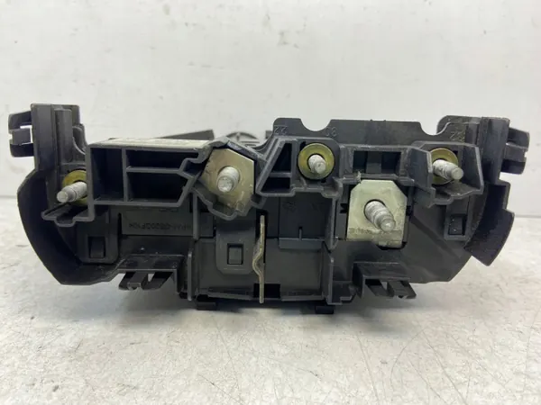 Pince module batterie d'occasion OEM A2045403850 image 3