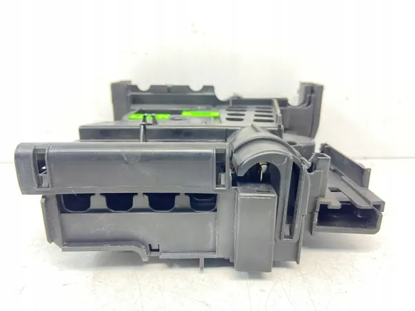 Pince module batterie d'occasion OEM A2045403850 image 5