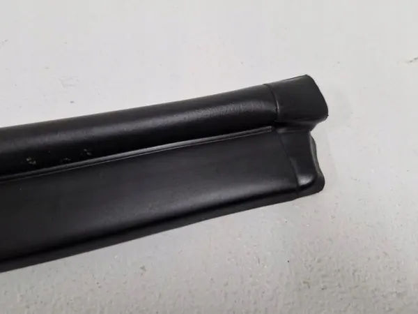 Junta do capô BMW 7 F01 OEM 7199435 - Usado image 3