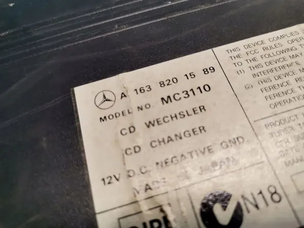 OEM 1638201589 Mercedes-Benz ML W163 Troca CD/DVD image 4
