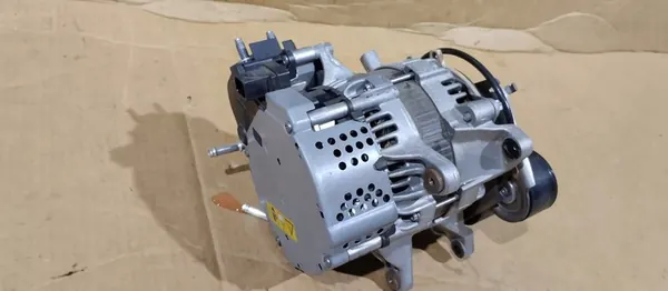 ALTERNATORI MERCEDES E-LUOKKA W213 2.0 CGI HYBRIDI A2649001600 image 5