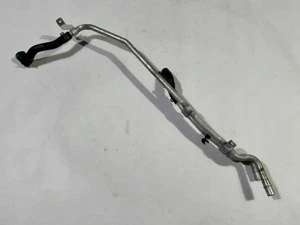 Durite de Chauffage Jaguar OEM 8W83-18C553 F-Type 3.0 image 3
