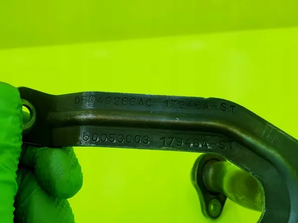 Oljesugpump OEM 05048266AC för Jeep Wrangler image 5