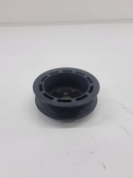 Polea de bomba de agua Jaguar OEM GX738509AA - Usado image 4