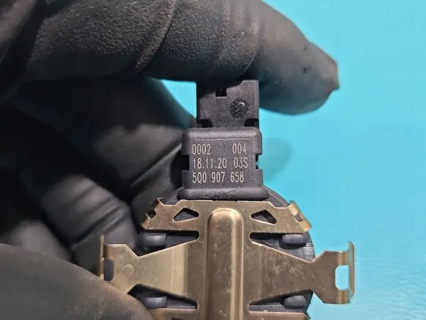 Sadetunnistin VW Caddy IV 5Q0907658 image 4