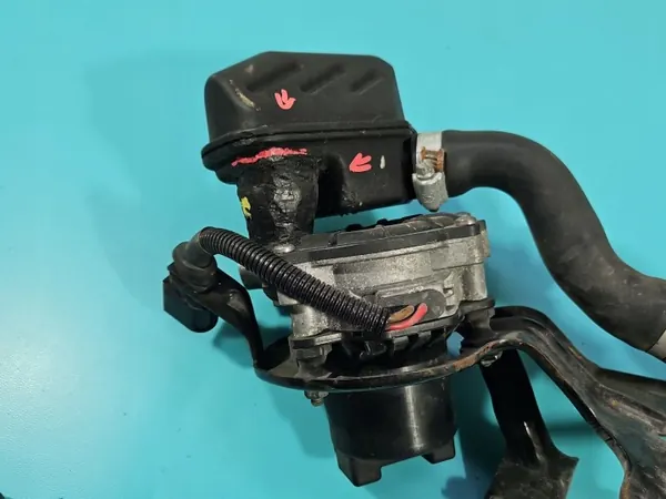 Pompe à air secondaire OEM 420903321 pour Audi A7 4G image 3
