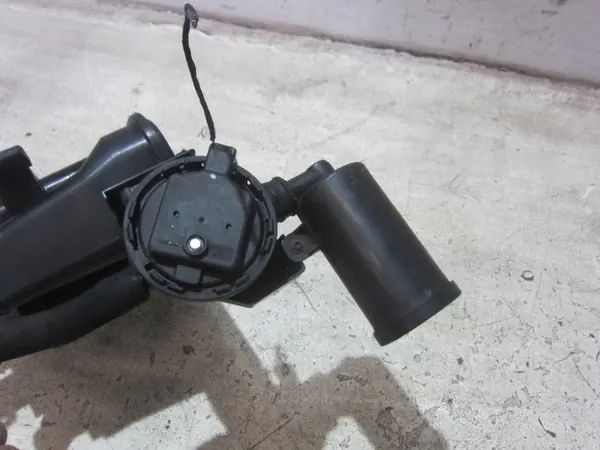 BMW 5 F10 F06 actief koolstoffilter OEM 16137293757 image 6