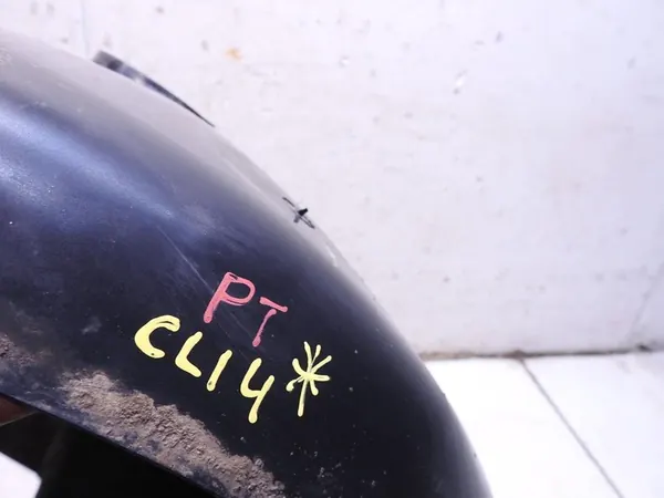 RENAULT CLIO IV Right Rear Wheel Arch OEM 767487242R image 2