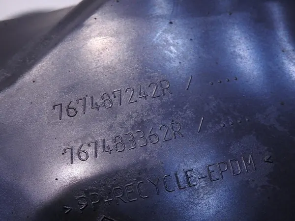 RENAULT CLIO IV Right Rear Wheel Arch OEM 767487242R image 6