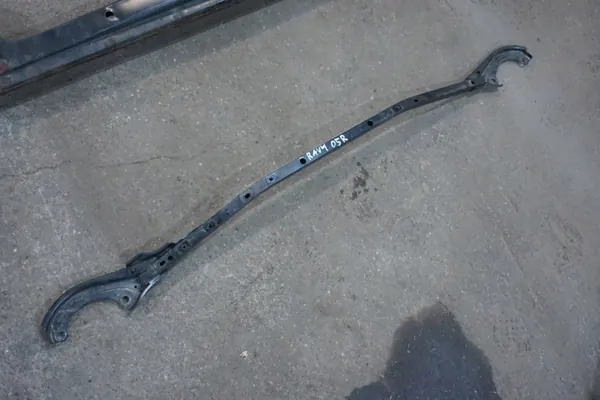RAV4 II ROZPÓRKA 00-05r Jäykistyspalkki Toyota RAV4:lle image 2