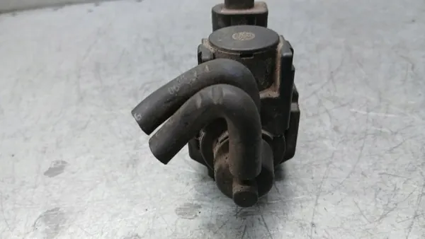 Válvula de Vácuo OE 059906628A Audi A8 D3 02-09 image 5