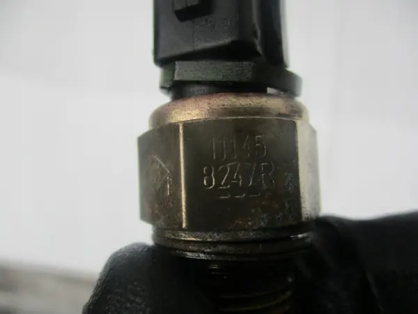 Öljyn tason anturi Renault Master III Opel Movano Nissan 2.3 DCI image 2