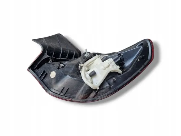 Vänster bakljus Opel Astra IV J 5D HB mörk 13319949 image 4