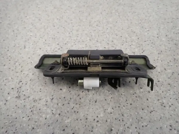 NISSAN ALMERA N16 00- Heckklappengriff OEM image 3