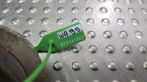 Braccio di controllo anteriore destro inferiore VW Passat B5 Audi A4 B5 A8 D2 OEM image 10