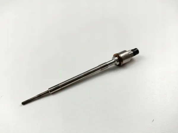 Hehkutulppa OEM 55590467 Opel 2.0 CDTI image 2
