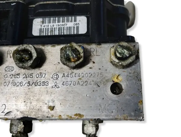 Pompe de frein ABS OEM A4544202275 - Smart OE d'occasion image 4
