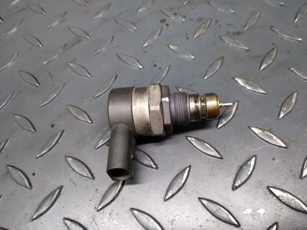 Tryckregleringsventil OEM 7805733 för BMW M47N/M57N image 5