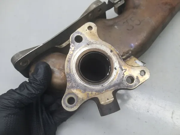 Coletor de escape W205 C220 2.2 CDI A6511400909 image 9