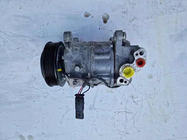 Compressore aria condizionata BMW 3 F30 F31 F36 F20 F21 OEM image 2