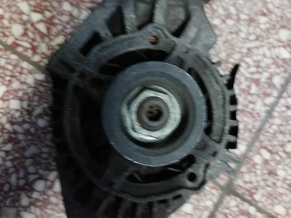 Vaihtovirtageneraattori Ford Focus I MK1 image 3