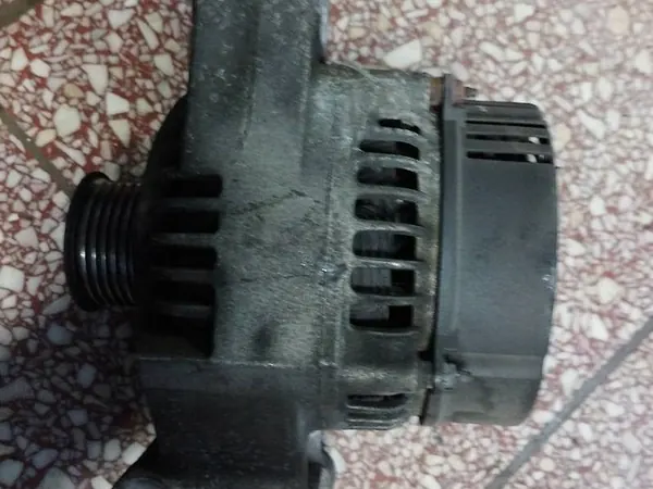 Vaihtovirtageneraattori Ford Focus I MK1 image 4