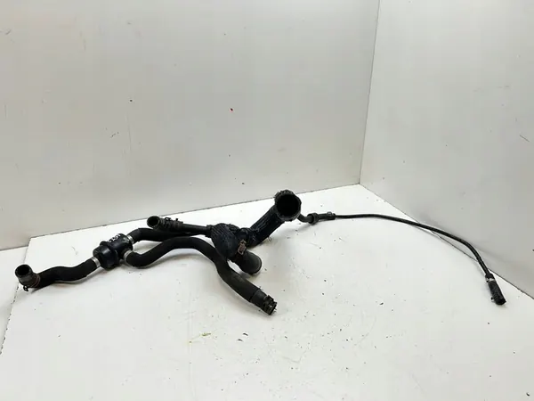 2007 Audi A4 S4 B7 8E 8H Jäähdytyslinja 8E0121070B image 2