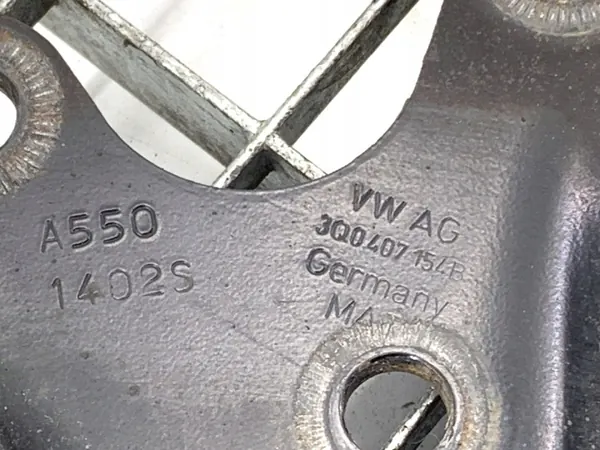 Främre höger bärarm VW Passat B8 Variant 3Q0407154B image 5