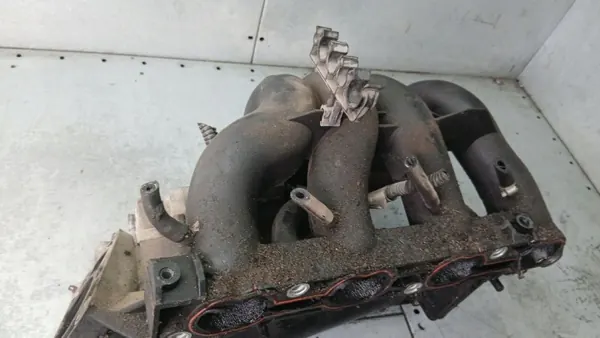 Gebrauchtes Ansaugrohr OEM XS4E-9424EE Ford Focus image 6