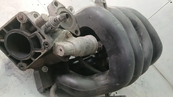 Gebrauchtes Ansaugrohr OEM XS4E-9424EE Ford Focus image 8